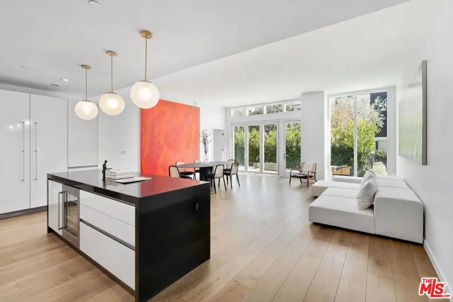 9000 W 3rd Street #106, Los Angeles, CA 90048 - #3