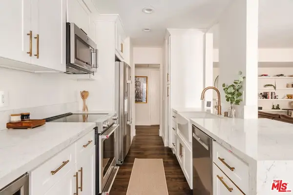 1010 Palm Avenue #106, West Hollywood, CA 90069
