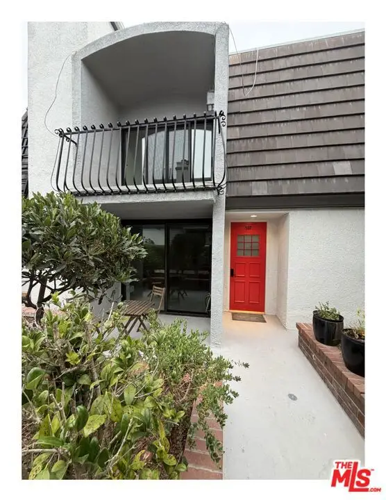 8105 Redlands Street #107, Playa Del Rey, CA 90293 - #2