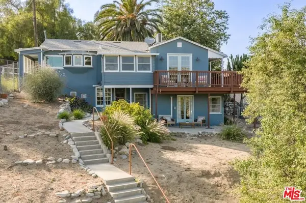 9866 Mcbroom Street, Sunland, CA 91040