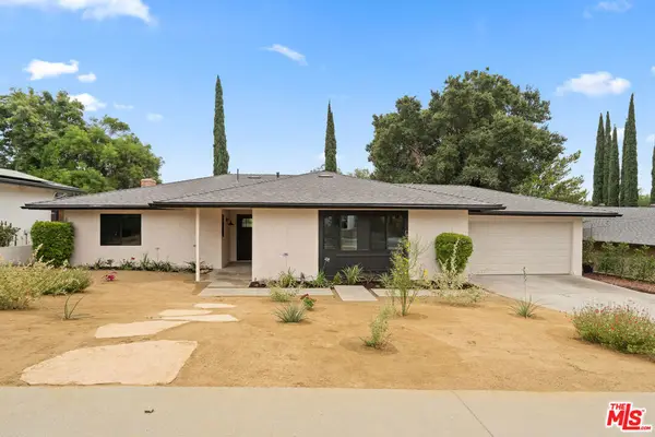 974 La Canada Verdugo Road, Pasadena, CA 91103
