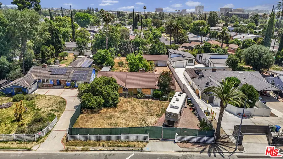 6540 Shoup Avenue, West Hills, CA 91307 - #3