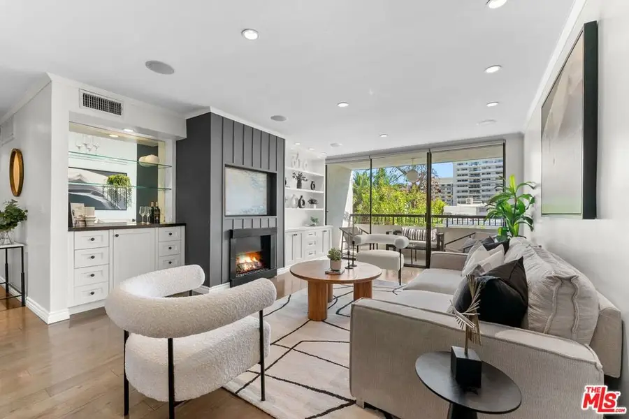 906 N Doheny Drive #311, West Hollywood, CA 90069 - #2