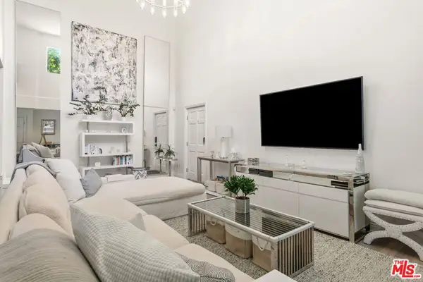 1010 N Curson Avenue #101, Los Angeles, CA 90046
