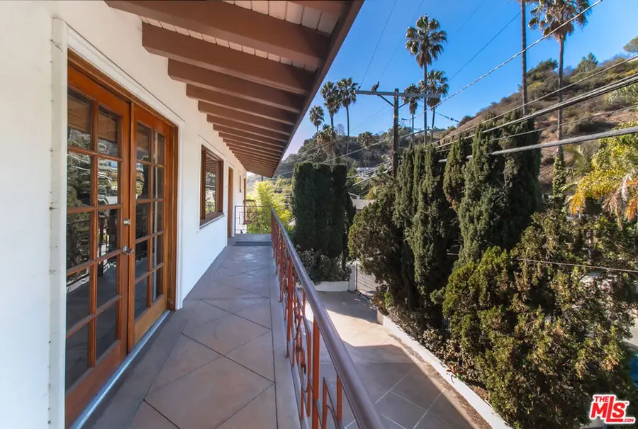 2430 Coldwater Canyon Drive, Beverly Hills, CA 90210 - #3
