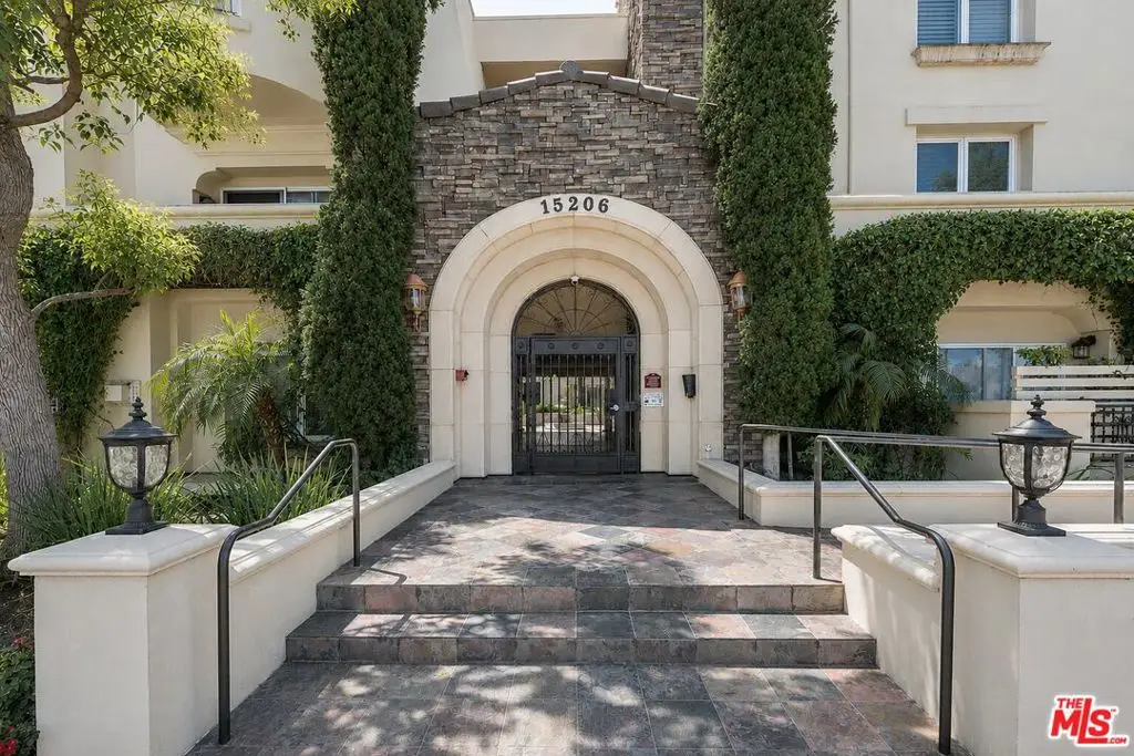 15206 Burbank Boulevard #116, Sherman Oaks, CA 91411 - #1