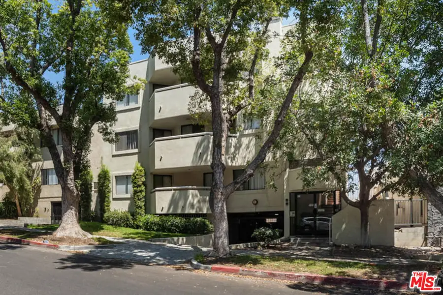 554 E San Jose Avenue #203, Burbank, CA 91501 - #2