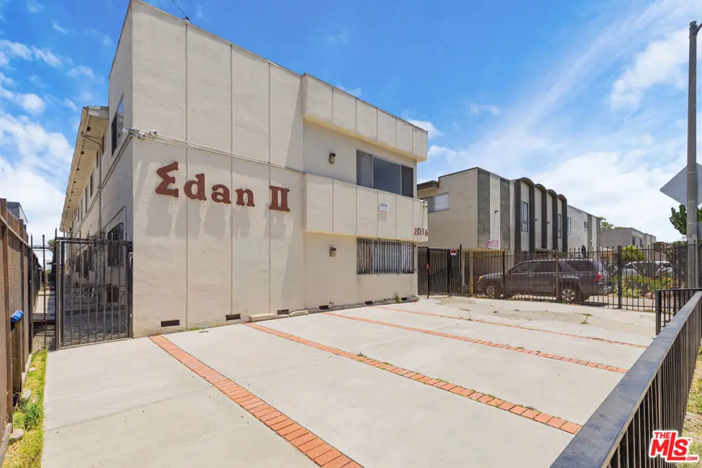 2016 S Bedford Street #1, Los Angeles, CA 90034 - #1