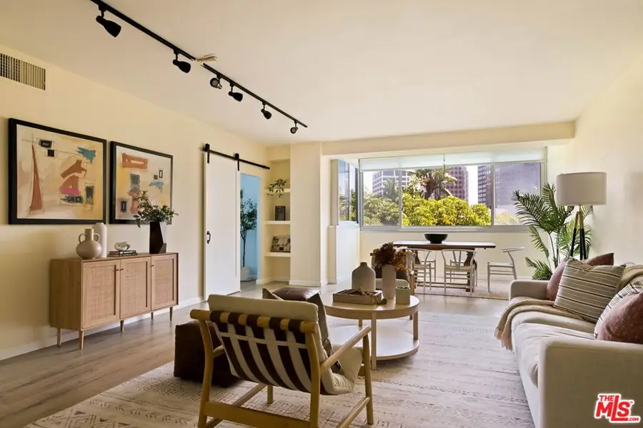 969 Hilgard Avenue #307, Los Angeles, CA 90024 - #2