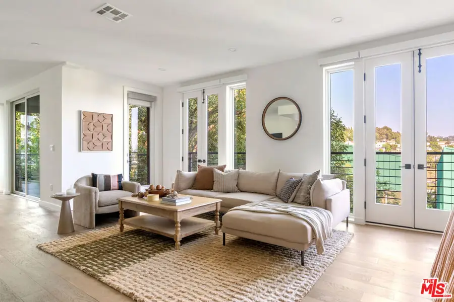 2267 Duane Street, Los Angeles, CA 90039 - #3