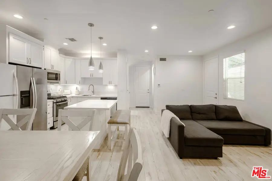16855 Balboa Lane, Van Nuys, CA 91406 - #3