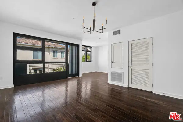 13045 Pacific #340, Los Angeles, CA 90094