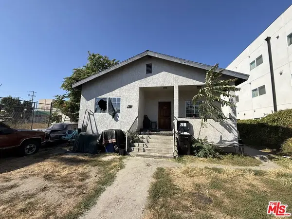 923 E 25th Street, Los Angeles, CA 90011