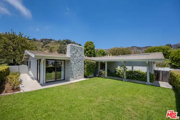 1231 El Hito Circle, Pacific Palisades, CA 90272