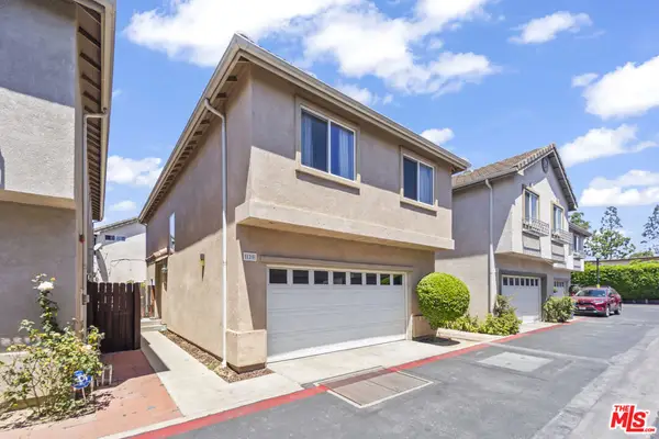 8554 Burnet Avenue #125, North Hills, CA 91343