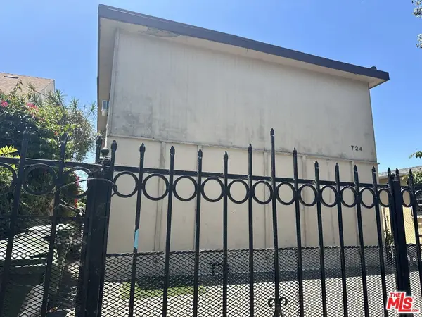724 E 32nd Street, Los Angeles, CA 90011