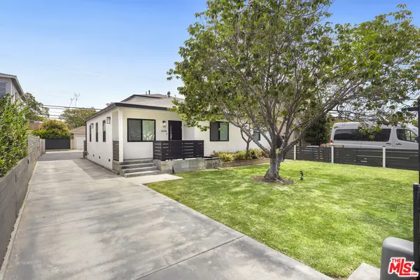 2806 S Barrington Avenue, Los Angeles, CA 90064