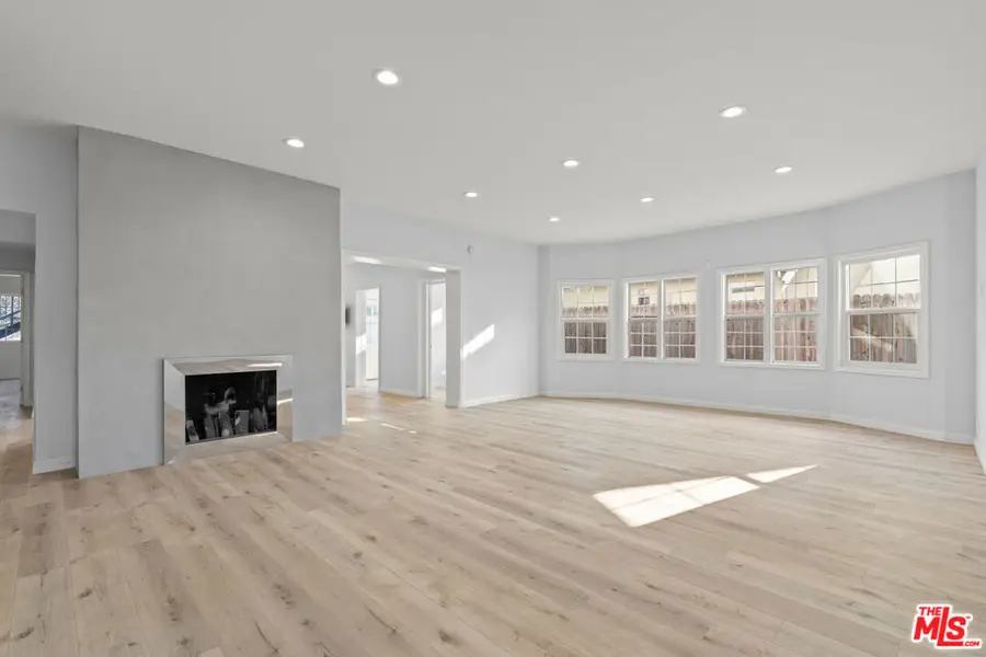 1250 S Windsor Boulevard, Los Angeles, CA 90019 - #2