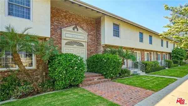 10065 De Soto Avenue #213, Chatsworth, CA 91311