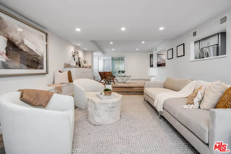 441 N Oakhurst Drive #203, Beverly Hills, CA 90210 - #3