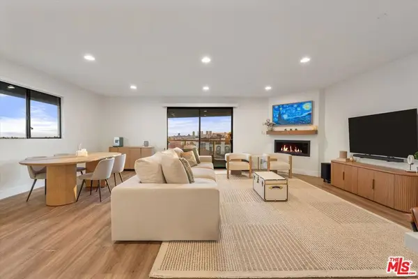 5826 W Olympic Boulevard #401, Los Angeles, CA 90036