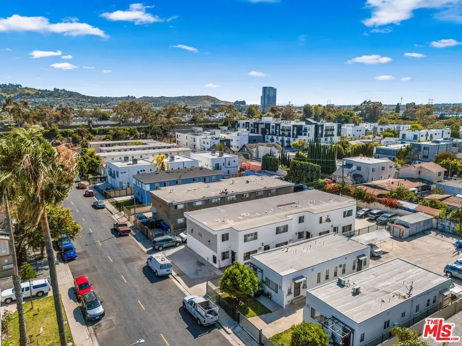 2325 S Ridgeley Drive, Los Angeles, CA 90016 - #3