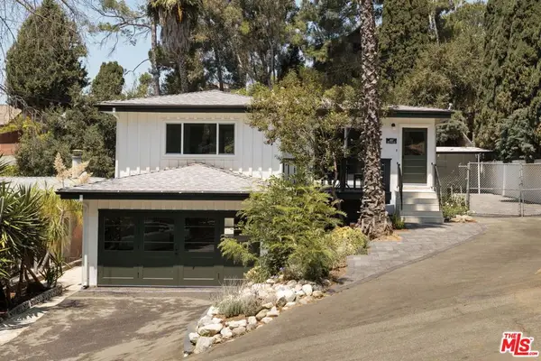 963 Pine Grove Avenue, Los Angeles, CA 90042