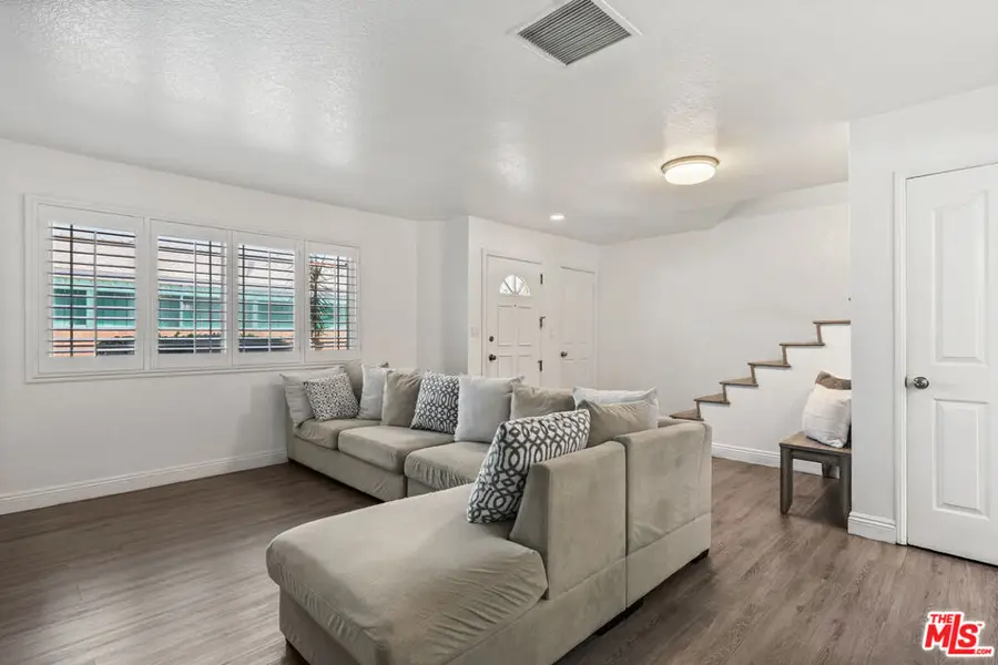 4241 1/2 Lennox Boulevard #B, Inglewood, CA 90304 - #2