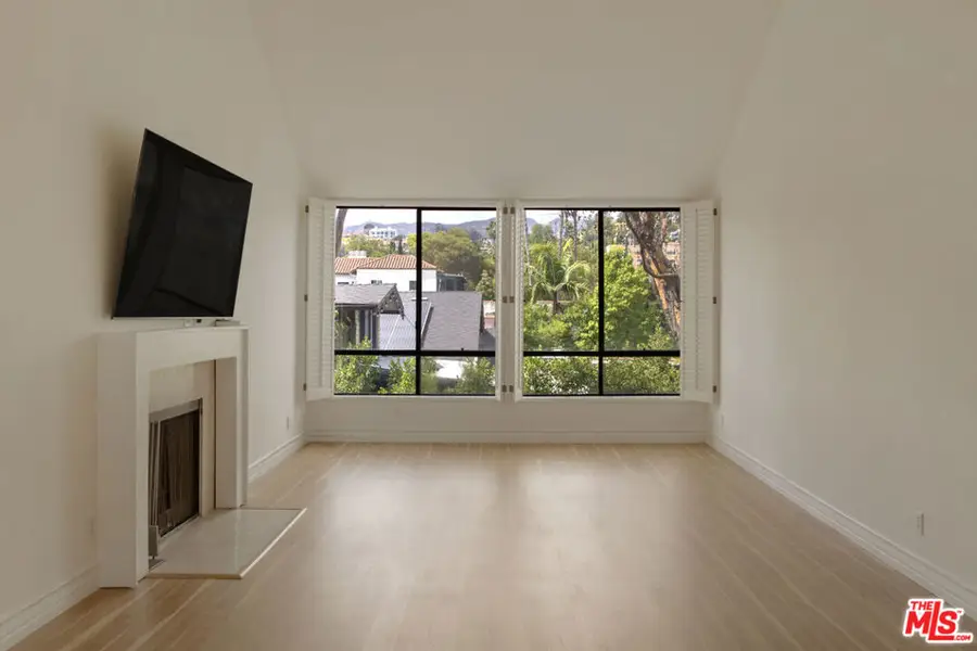 1900 Vine Street #403, Los Angeles, CA 90068 - #3
