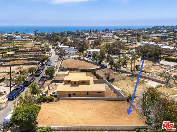 629 N Las Casas Avenue, Pacific Palisades, CA 90272