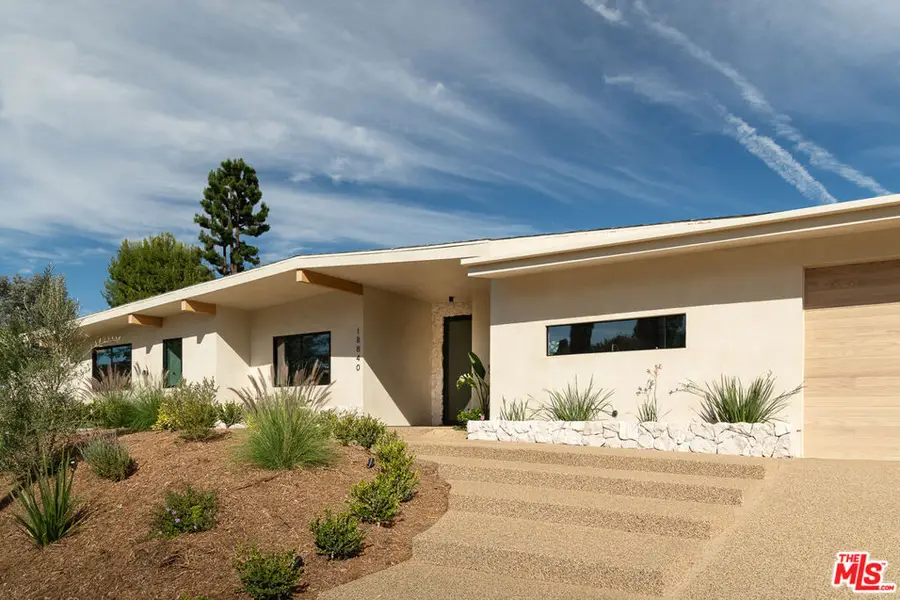 18840 La Amistad Place, Tarzana, CA 91356 - #3