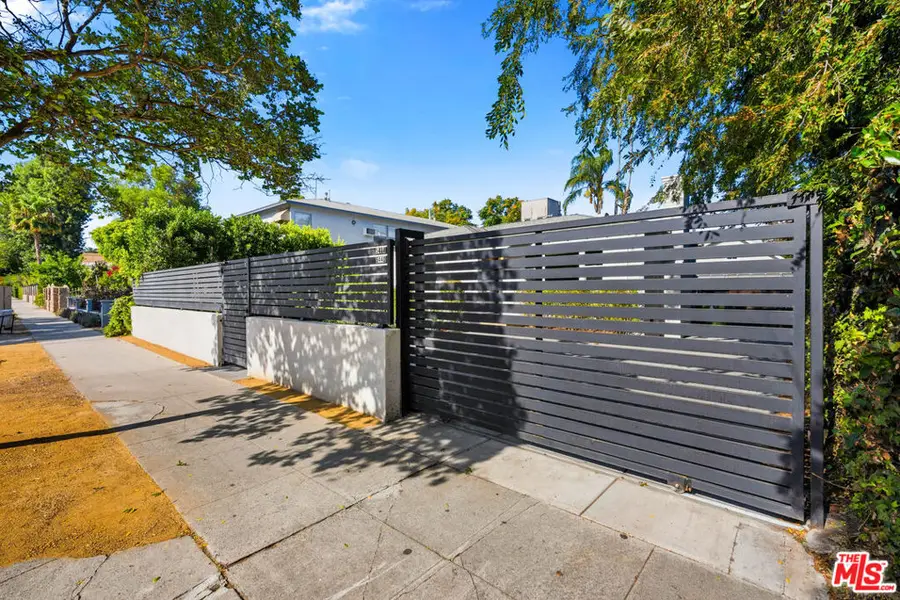 5438 Colfax Avenue, Valley Village, CA 91601 - #2