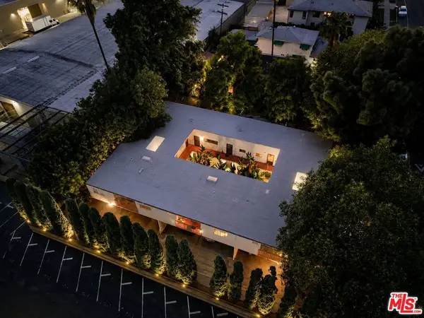 4208 Russell Avenue, Los Angeles, CA 90027
