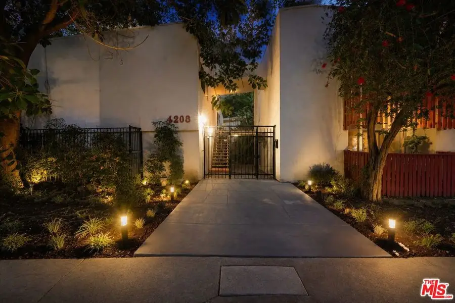 4208 Russell Avenue, Los Angeles, CA 90027 - #2