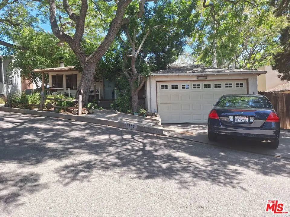 10866 Kingsland Street, Los Angeles, CA 90034 - #1