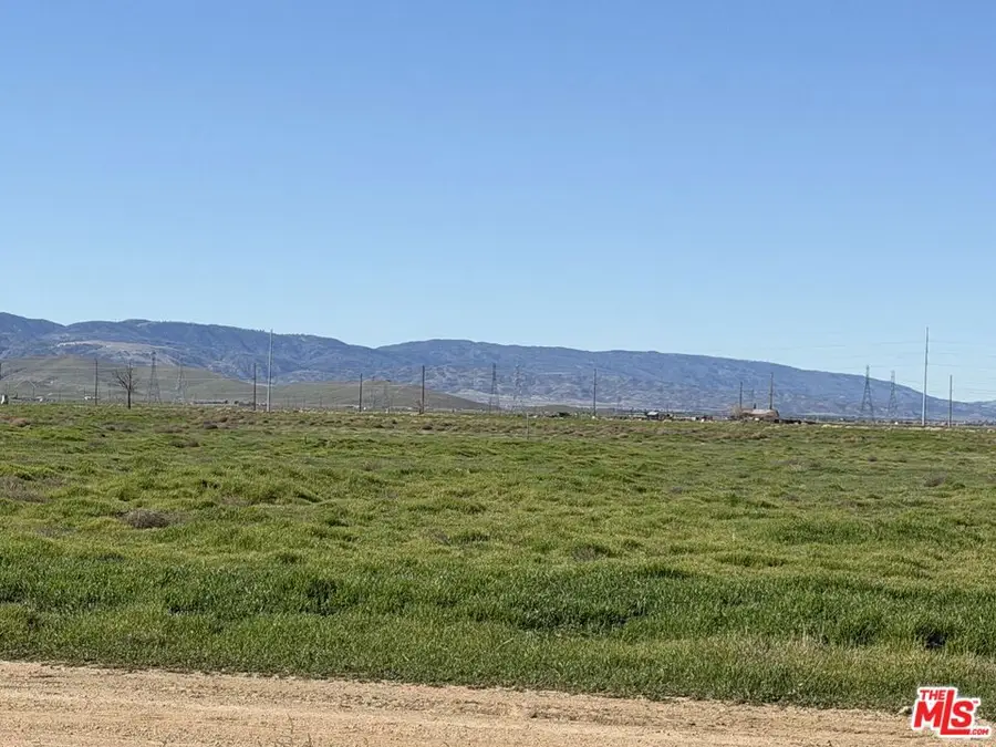 105 W Vac/vic Avenue #C2/105 STW, North Antelope Valley, CA 93536 - #3