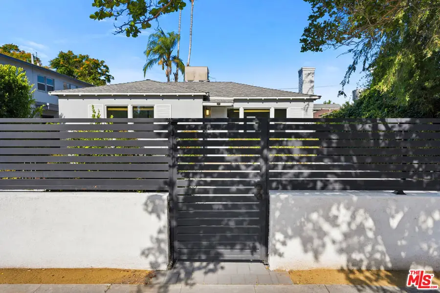 5438 Colfax Avenue, Valley Village, CA 91601 - #3
