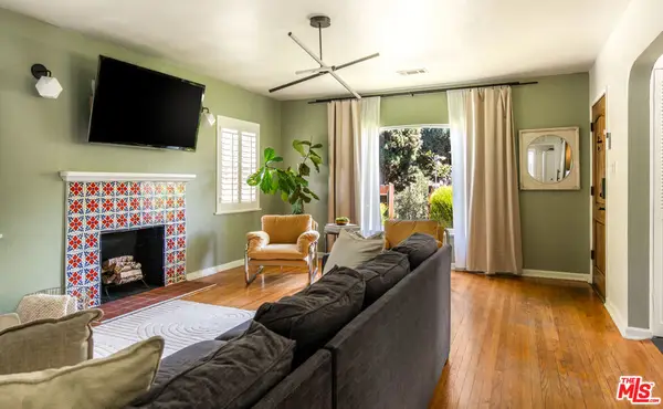 3209 Bennett Drive, Los Angeles, CA 90068