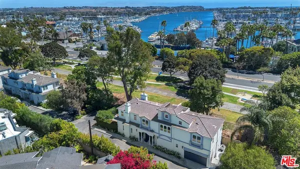 928 Harbor Crossing Lane, Los Angeles, CA 90292