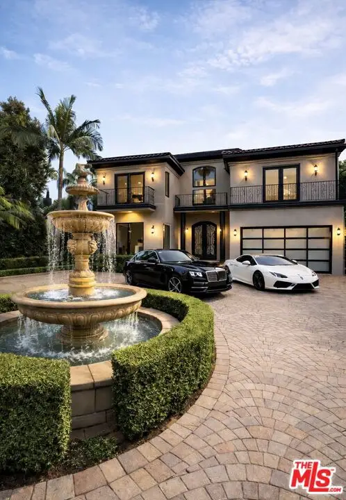 13359 Chandler Boulevard, Los Angeles, CA 91401