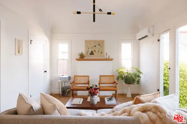 119 Rosemont Avenue, Los Angeles, CA 90026