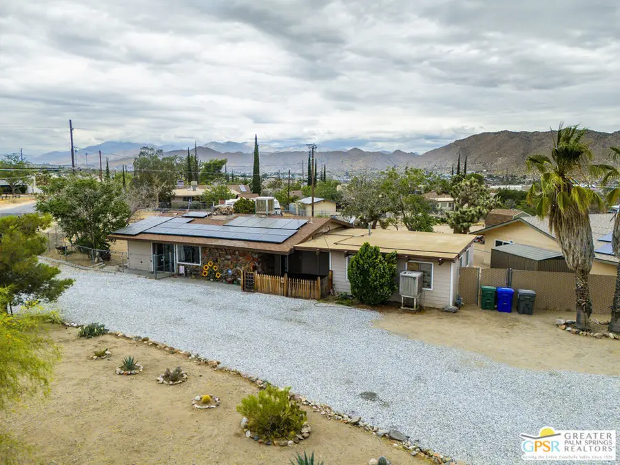 7490 Barberry Avenue, Yucca Valley, CA 92284 - #3