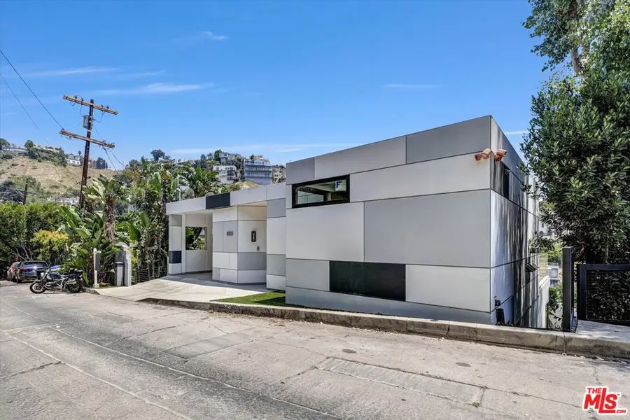 8526 Hollywood Boulevard, Los Angeles, CA 90069 - #3