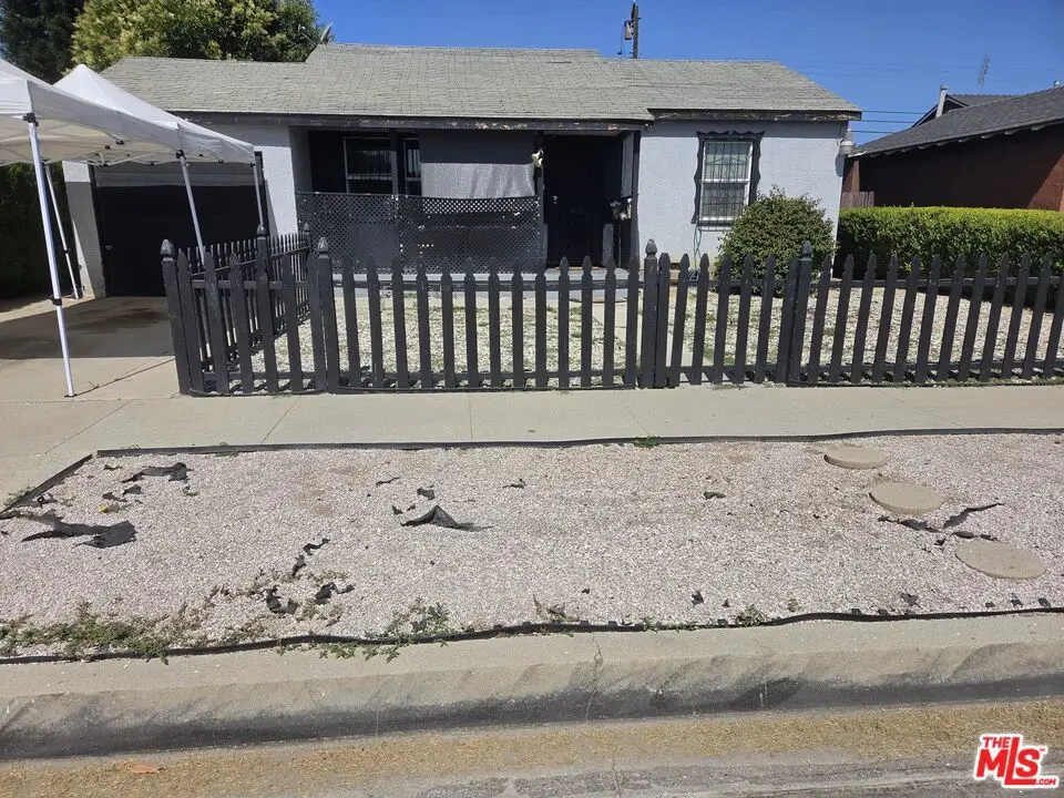 413 N Broadacres Avenue, Compton, CA 90220 - #1