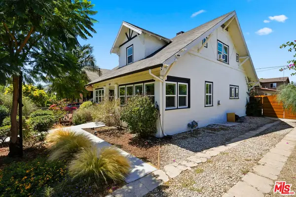 527 W 52nd Street, Los Angeles, CA 90037