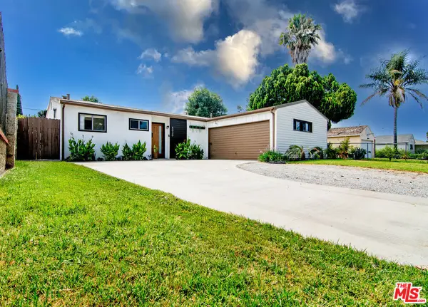 8030 Hesperia Avenue, Los Angeles, CA 91335