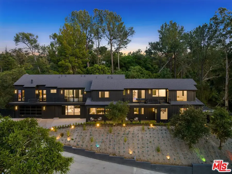 3140 Coldwater Canyon, Studio City, CA 91604 - #3