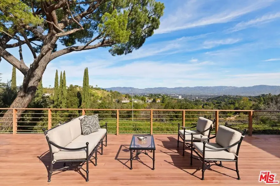 3300 Red Rose Drive, Encino, CA 91436 - #2