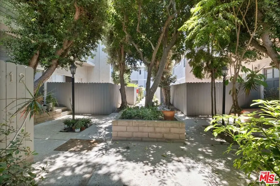 2112 Warfield Avenue #9, Redondo Beach, CA 90278 - #3