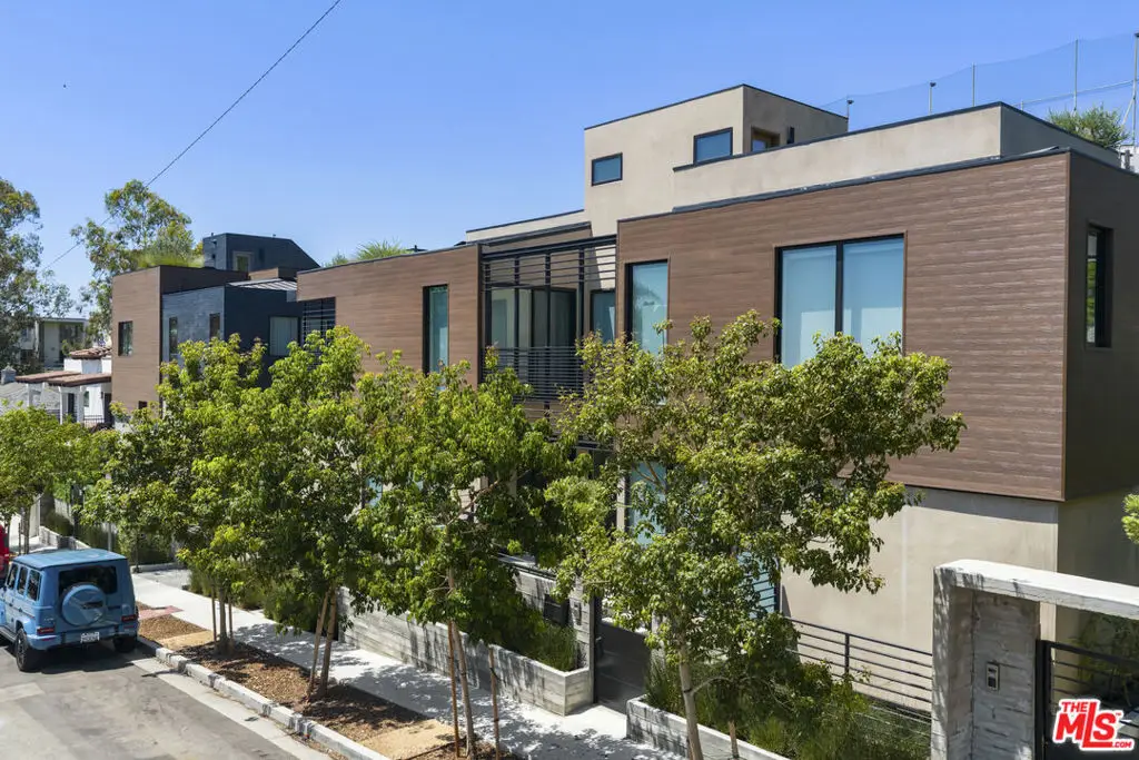 923 N Hilldale Avenue, West Hollywood, CA 90069 - #1